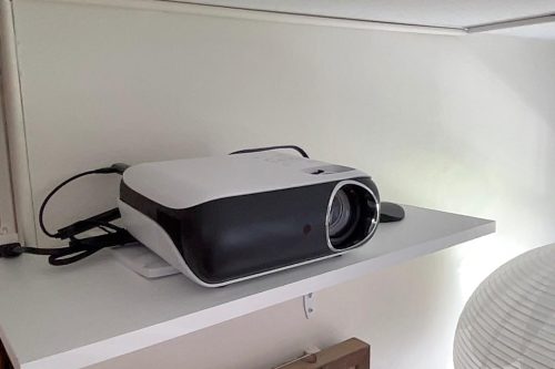 HAPPRUN H1: Klassieke 1080P Projector fotoreview